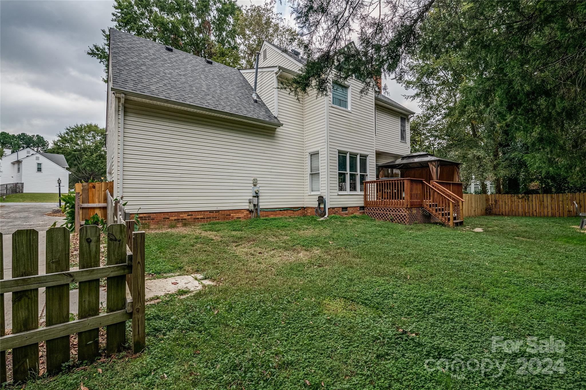 Lantern Green - Residential
