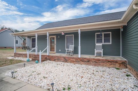 A home in Kings Mountain