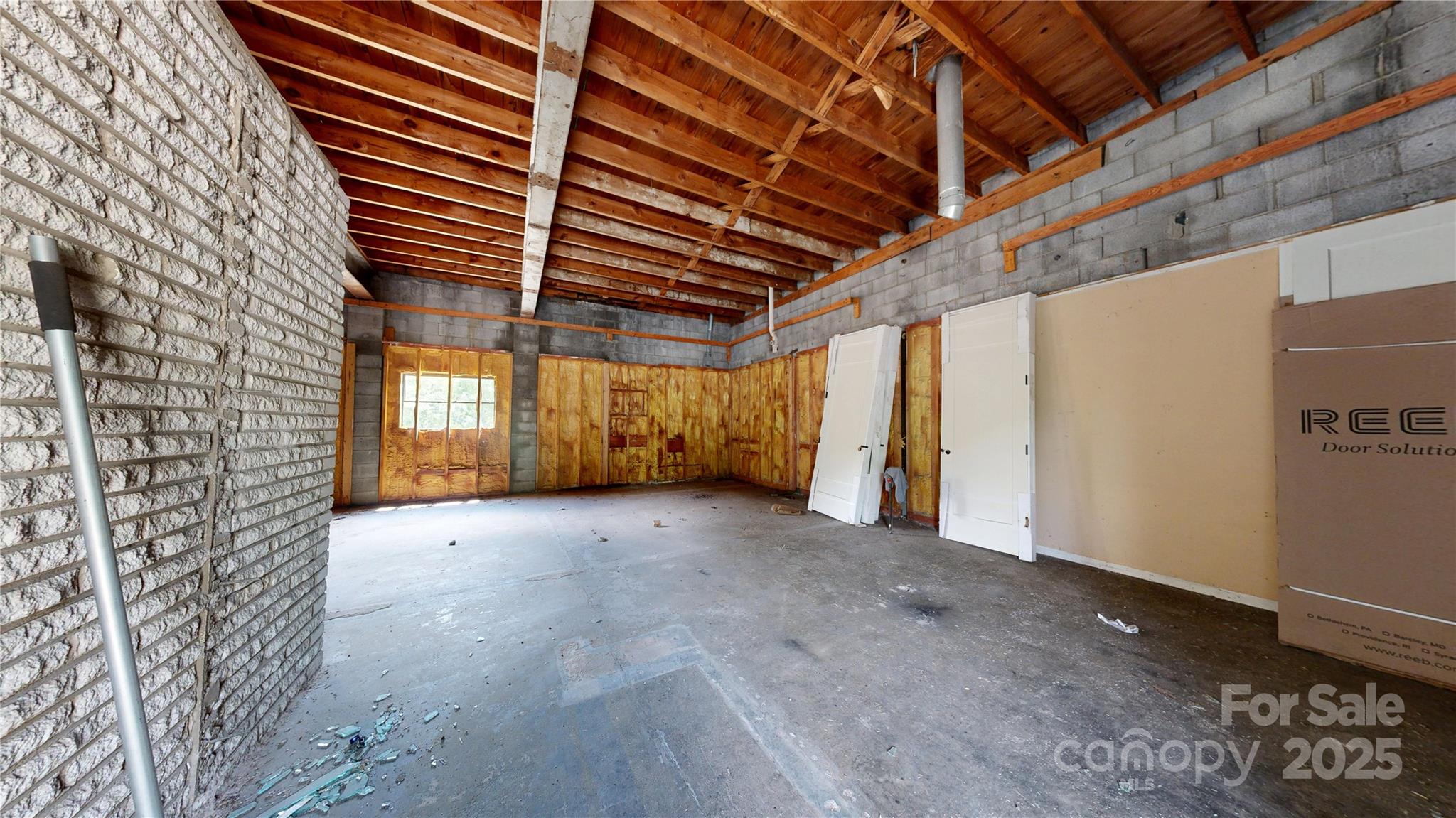 220 New Leicester Highway