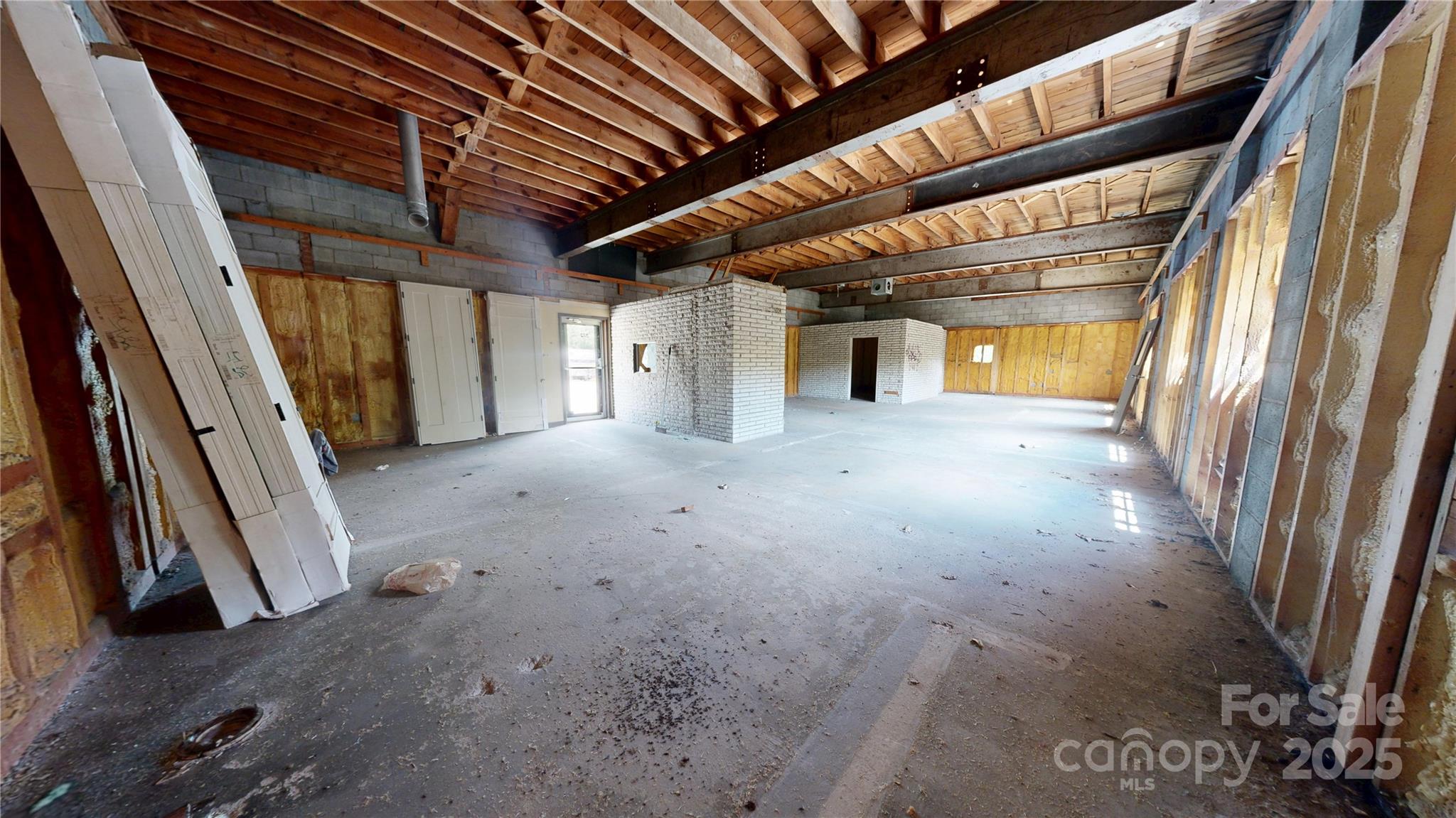 220 New Leicester Highway