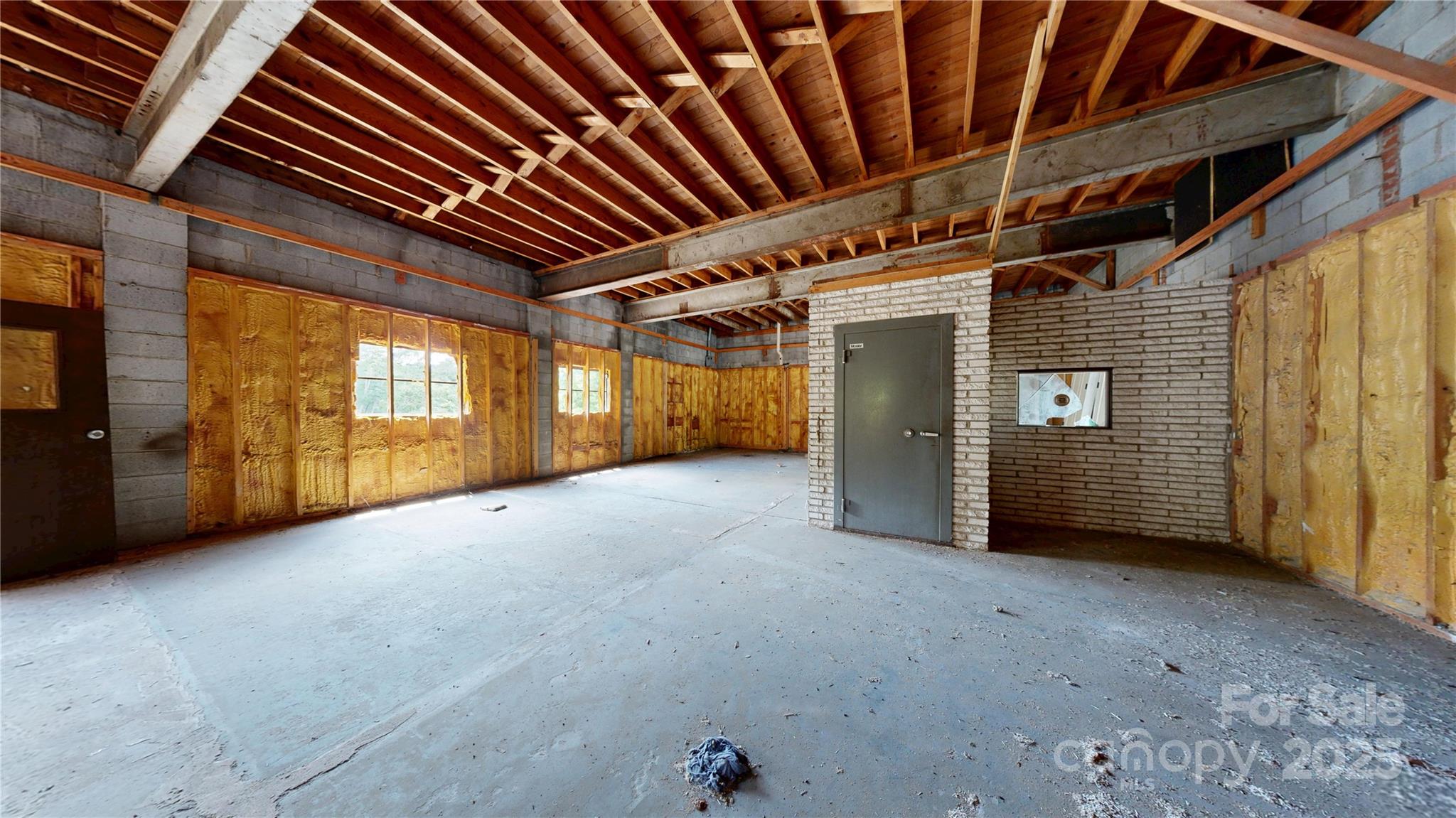 220 New Leicester Highway