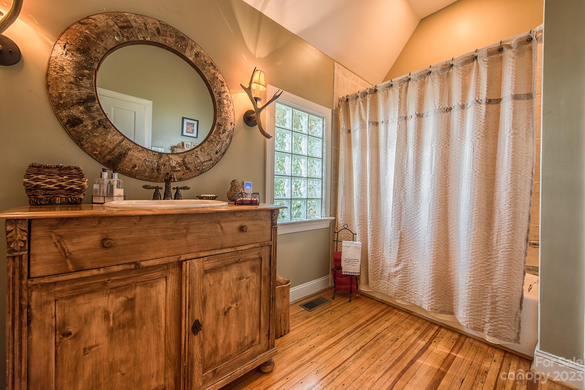 Morrison Point - Residential