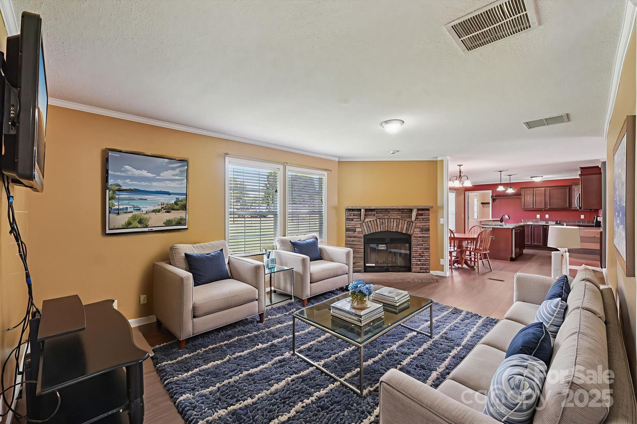 1069 Heather Glen Drive