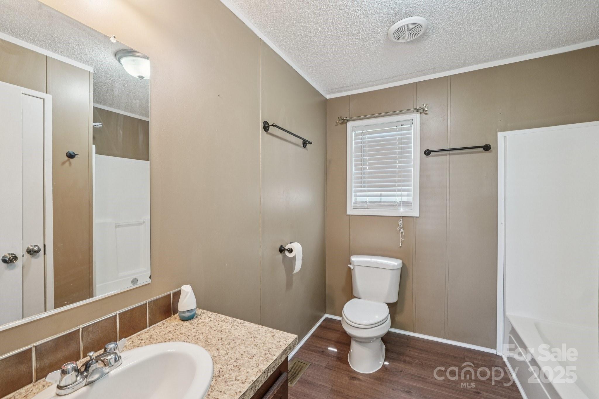 Maple Glen - Residential