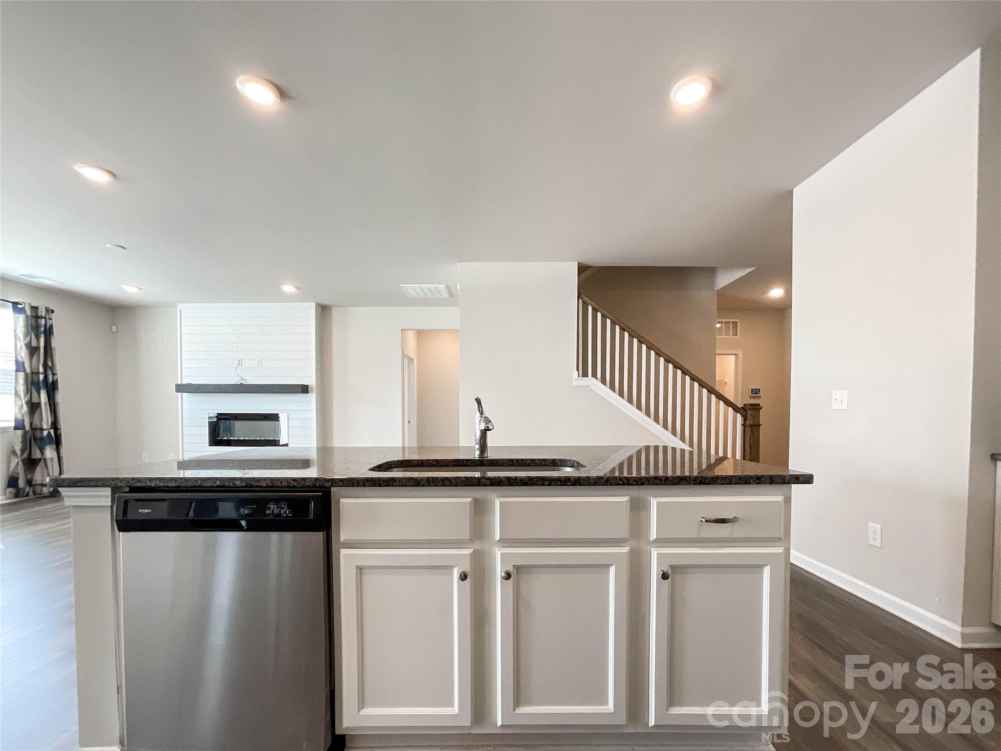 Weddington Pointe - Residential
