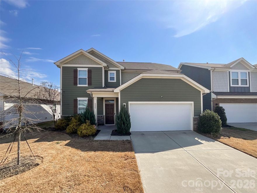 Welcome to Weddington Pointe, a vibrant community designed for every lifestyle! This Calderwood model offers the perfect blend of modern comfort and convenience in one of Union County’s most desirable locations. Just minutes from shopping and dining at Wesley Chapel Village Commons, Waverly and Sun Vally Commons with easy access to Charlotte. This spacious home features 5 bedrooms (primary and guest on main) and 3 full baths. The open kitchen has stainless steel appliances, granite countertops, spacious island, gas range, walk-in pantry. Upstairs, you’ll find three more bedrooms and a full bathroom. Full fenced private backyard with plenty of room for grilling and entertaining. Community pool for those hot summer days is a perfect way to relax and unwind.