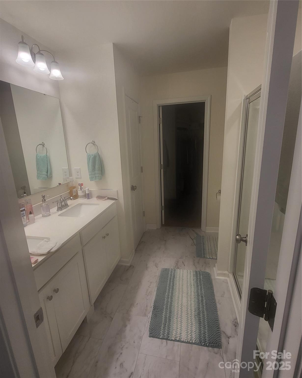 2823 Aubrey Street 94