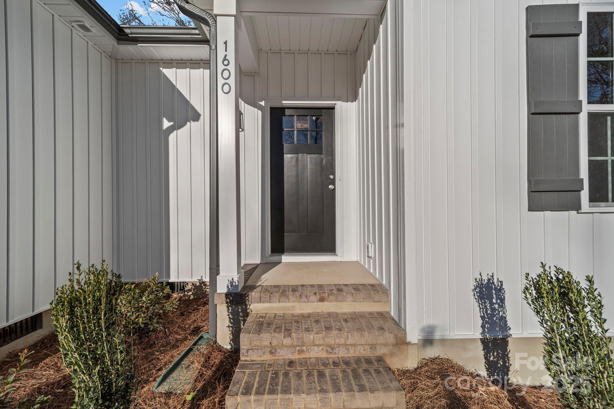 1600 Russell Courtney Road