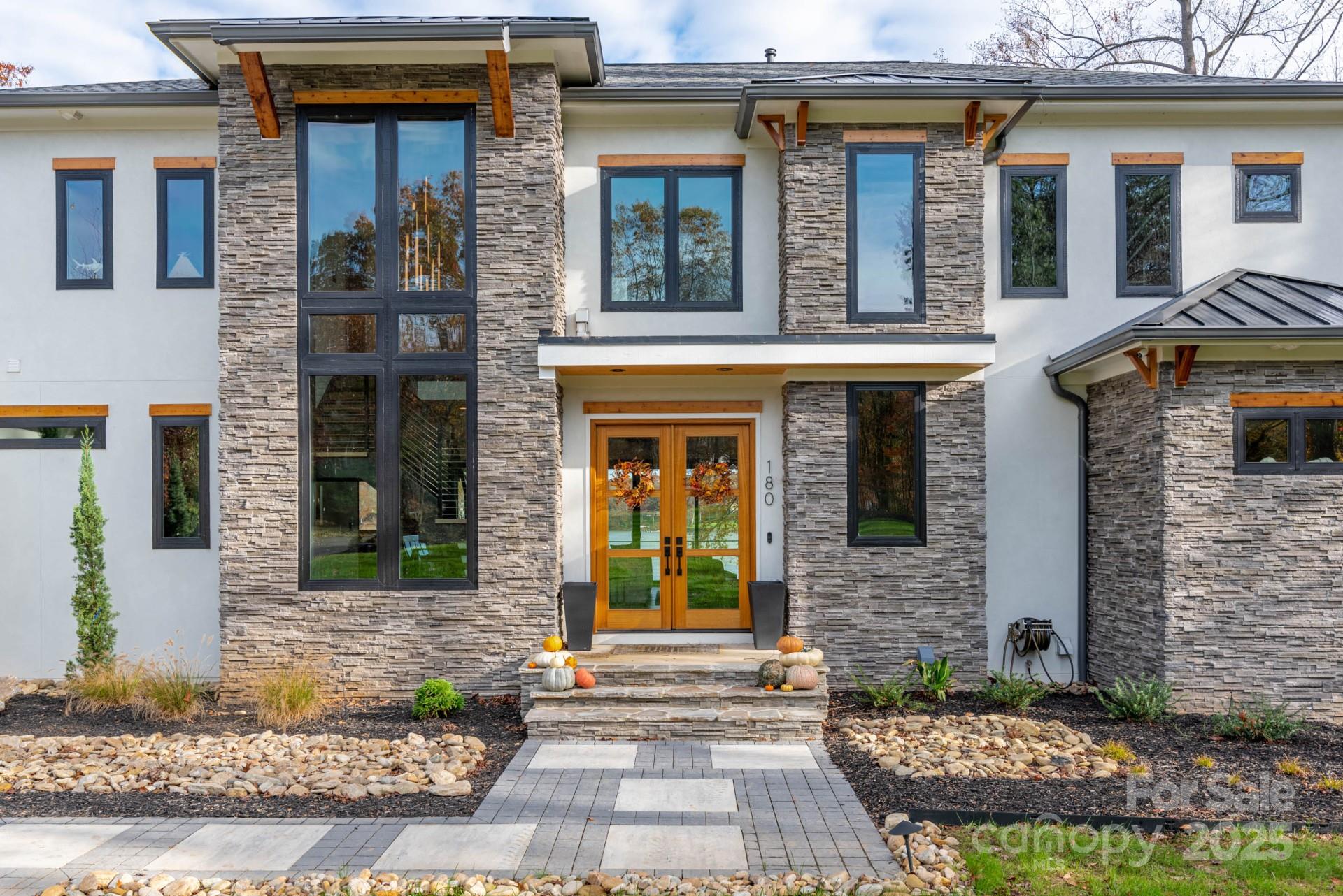 180 Willow Point Road