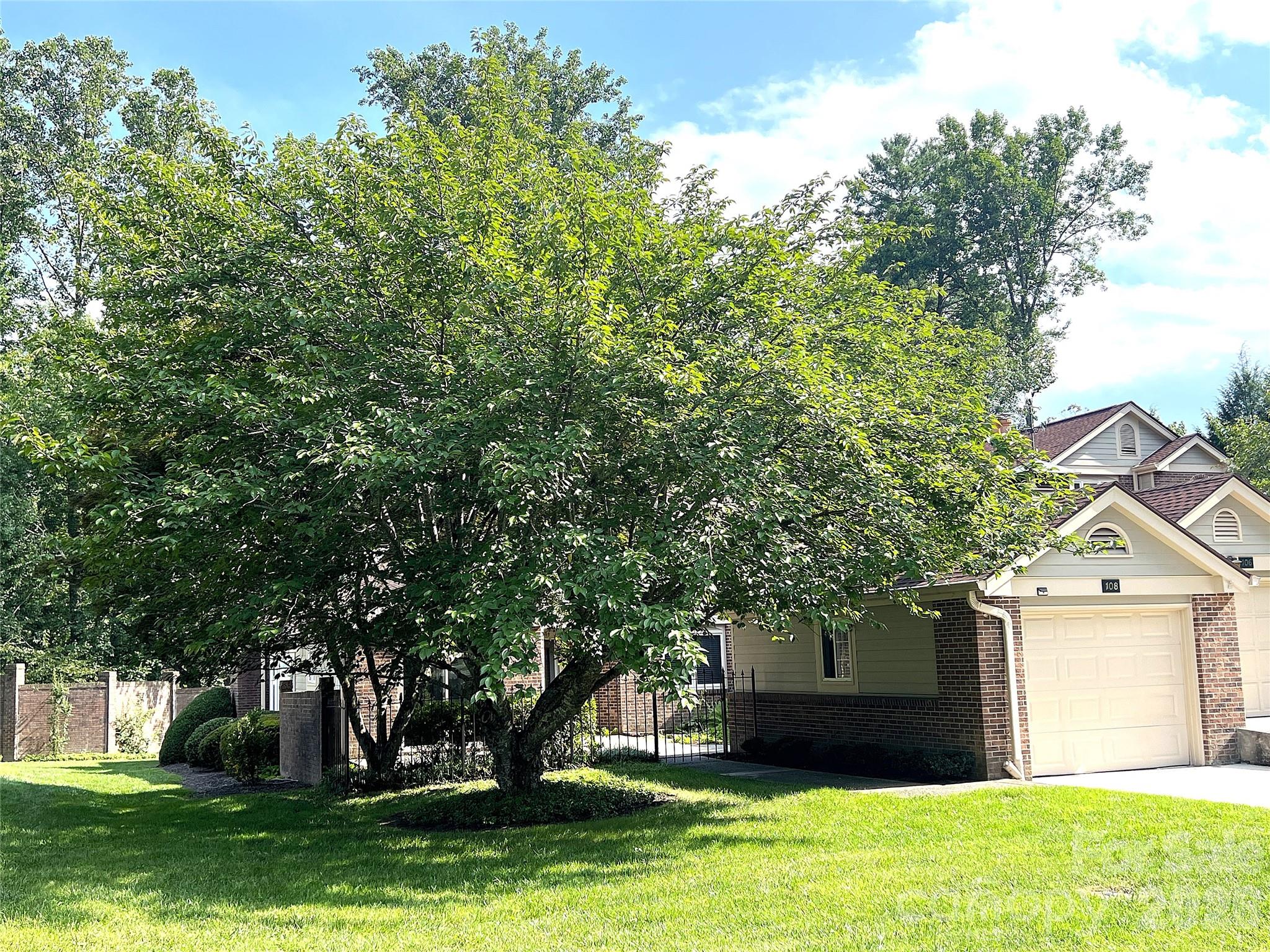 Glenbrook - Residential