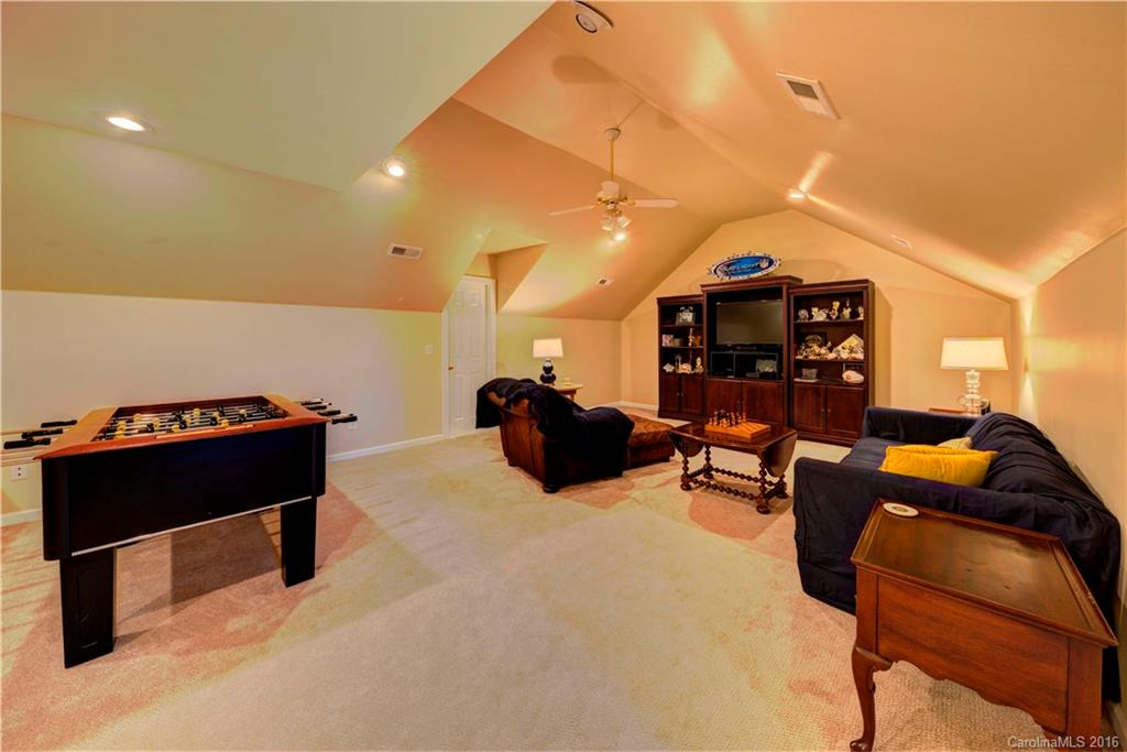 Meadow Lakes II - Residential