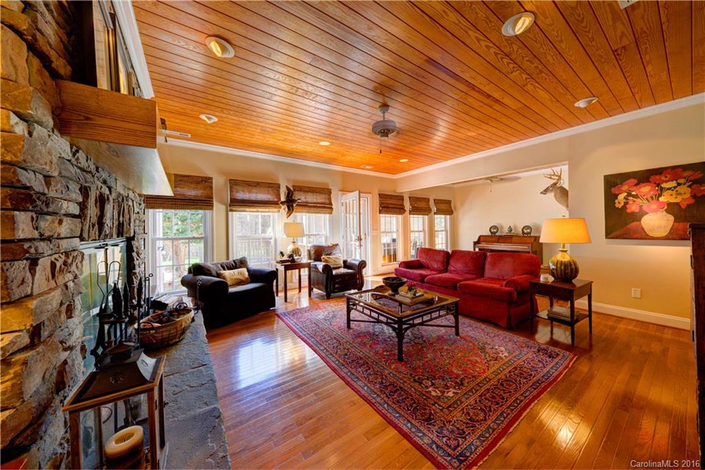 Meadow Lakes II - Residential