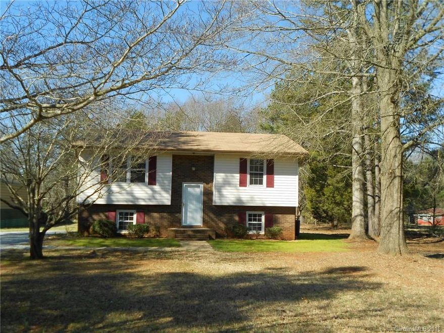 1.26 Acres!! West Rowan Schools! All new Roof, Heating and Cooling, Kitchen Cabinets, Appliances, Paint Carpet and Flooring. Up graded Plumbing and Fixtures! This one is a must see! Privacy and Great schools