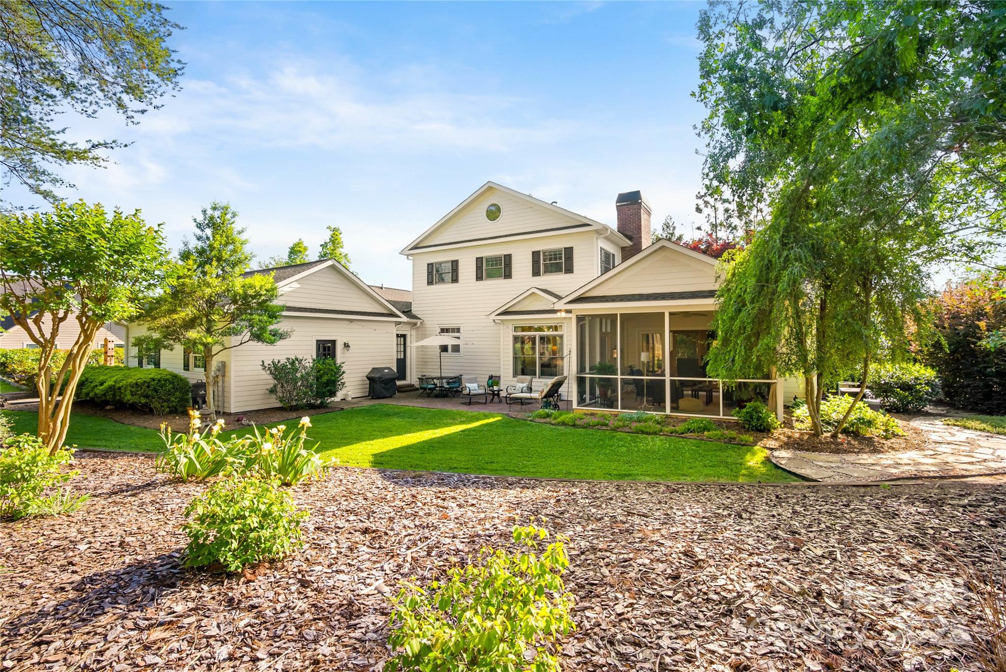 Links O Tryon - Residential