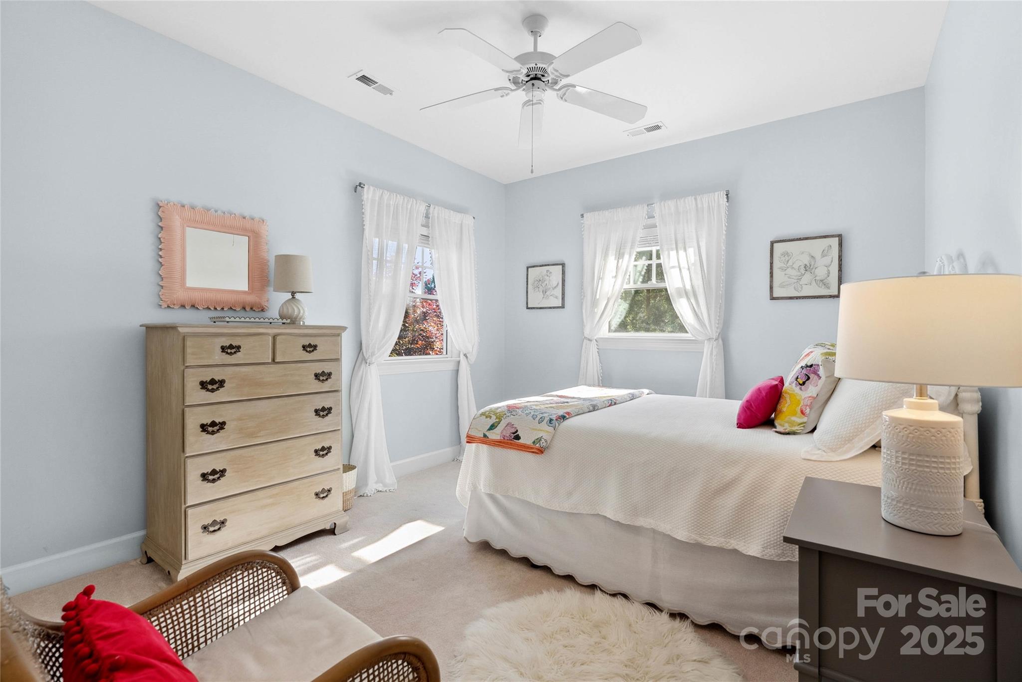 Links O Tryon - Residential