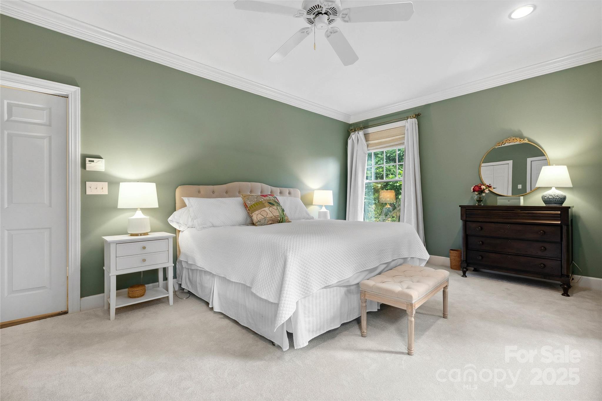 Links O Tryon - Residential