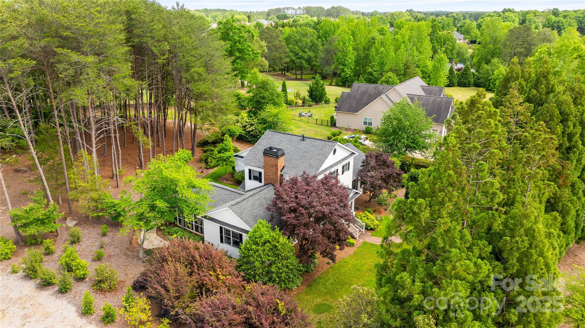 Links O Tryon - Residential