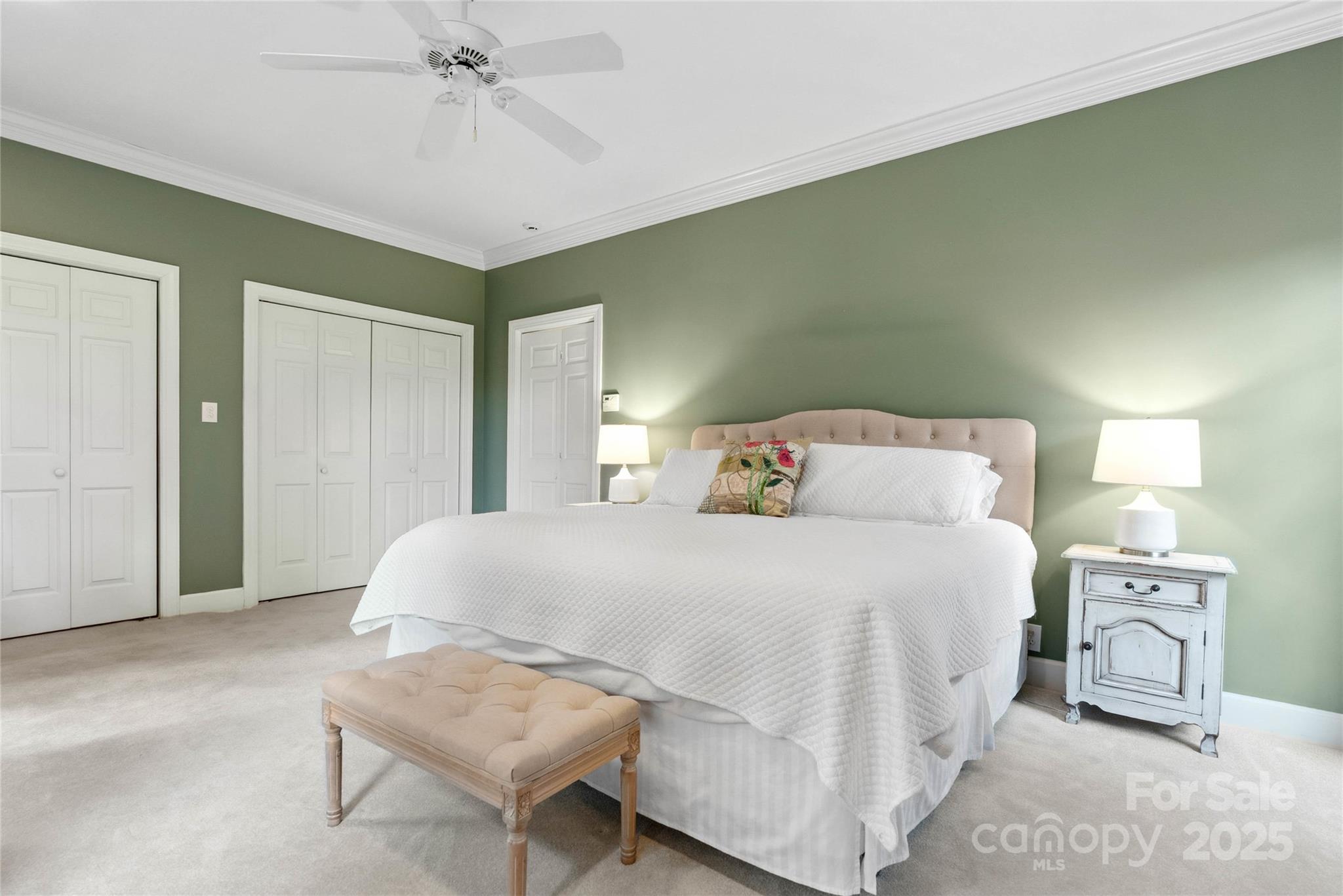 Links O Tryon - Residential