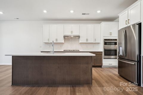A home in Huntersville