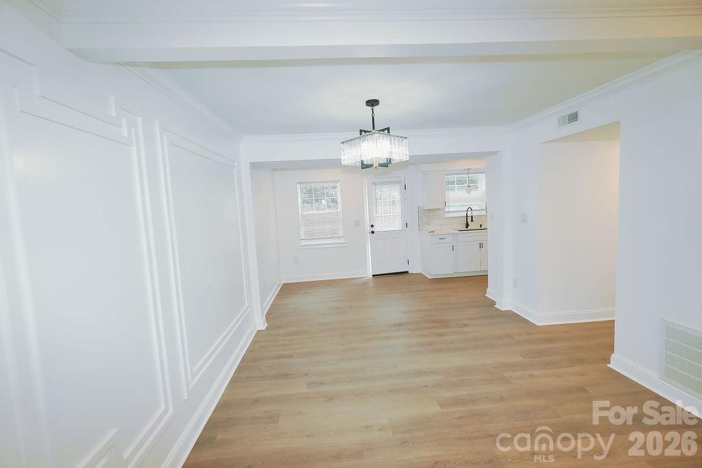 8805 Hunter Ridge Drive