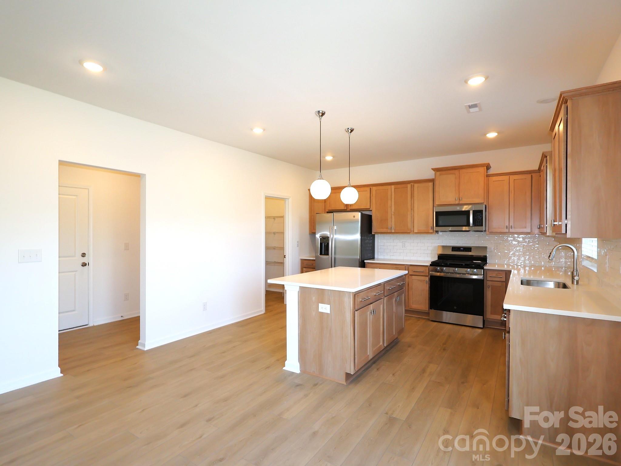 1346 Fremont Drive