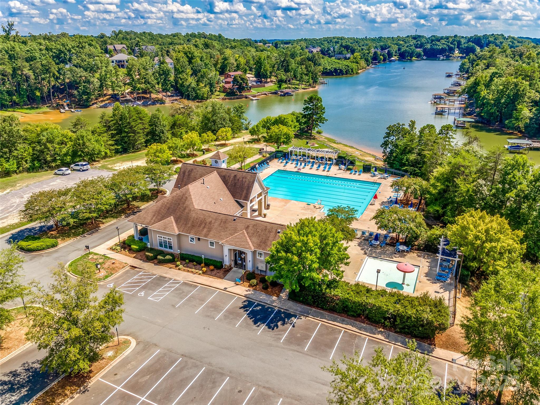 Tega Cay - Residential