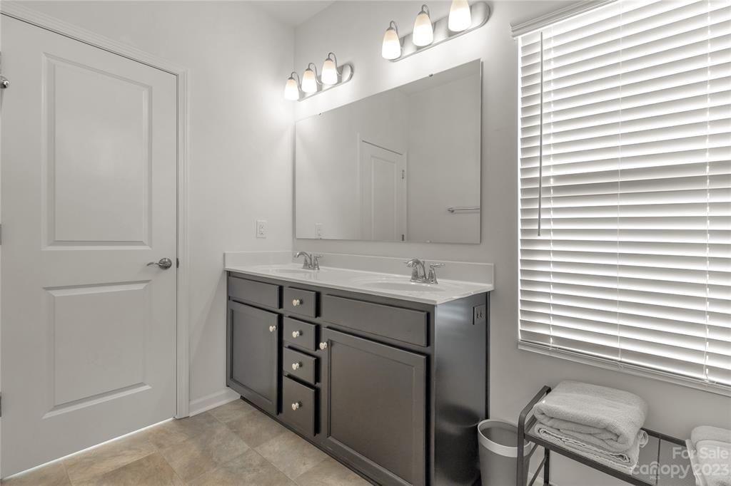 Edgewater - Residential