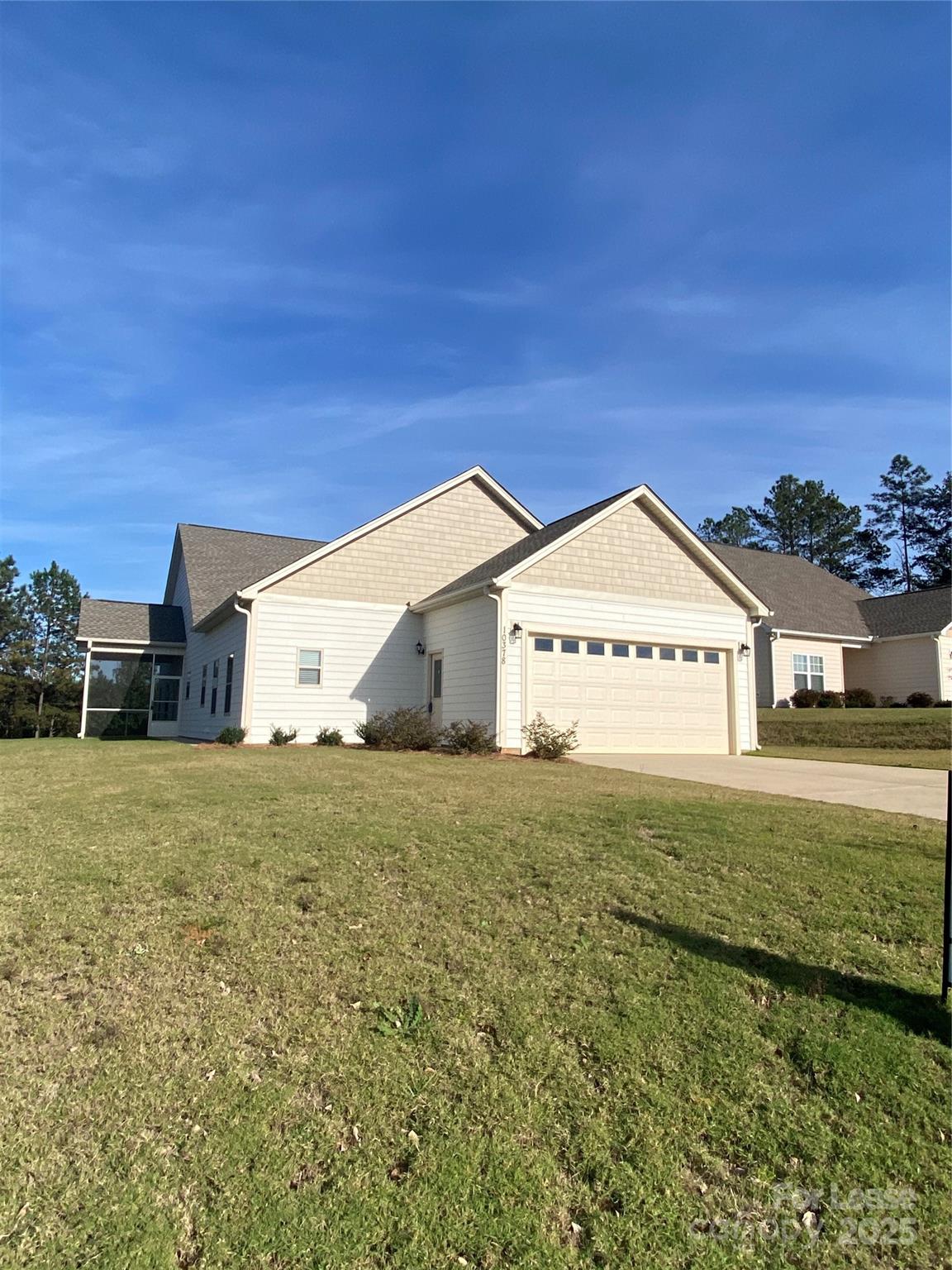Edgewater - Residential Lease