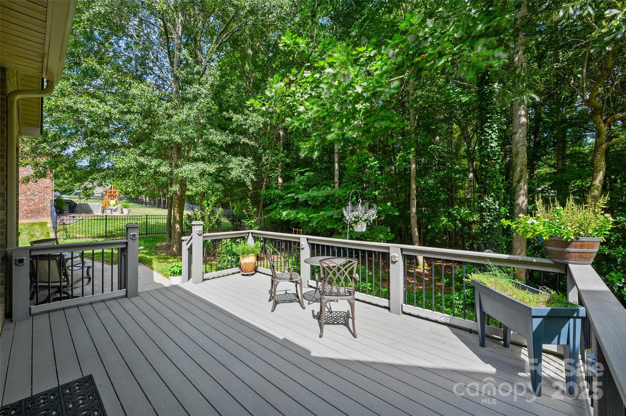 Barber Rock - Residential