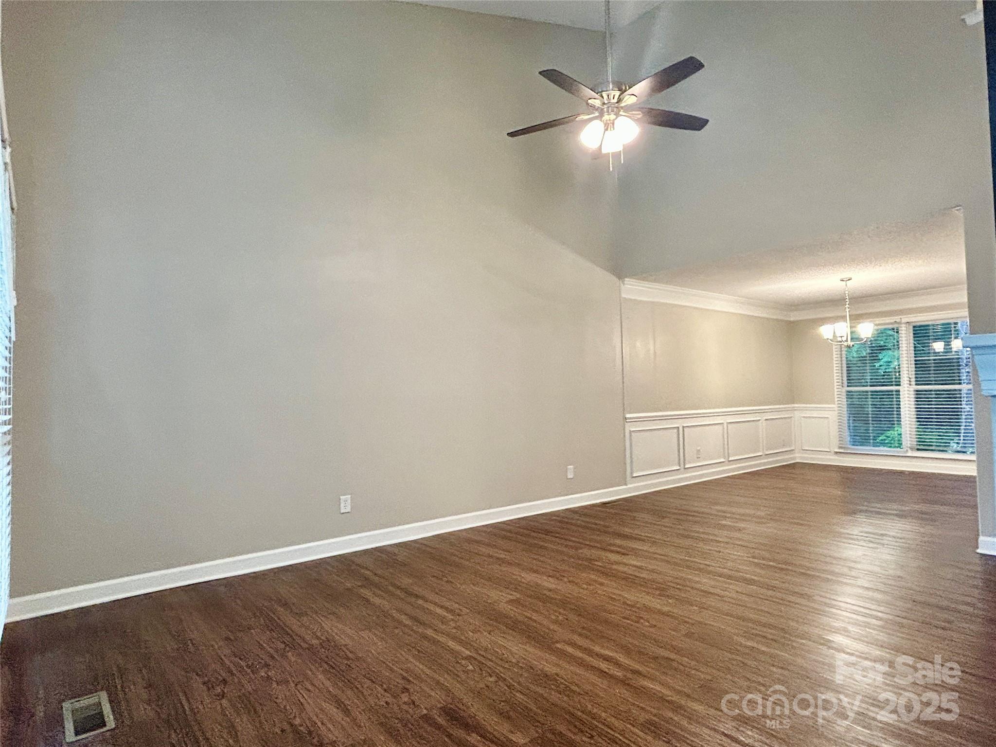 7401 Kinsmore Lane