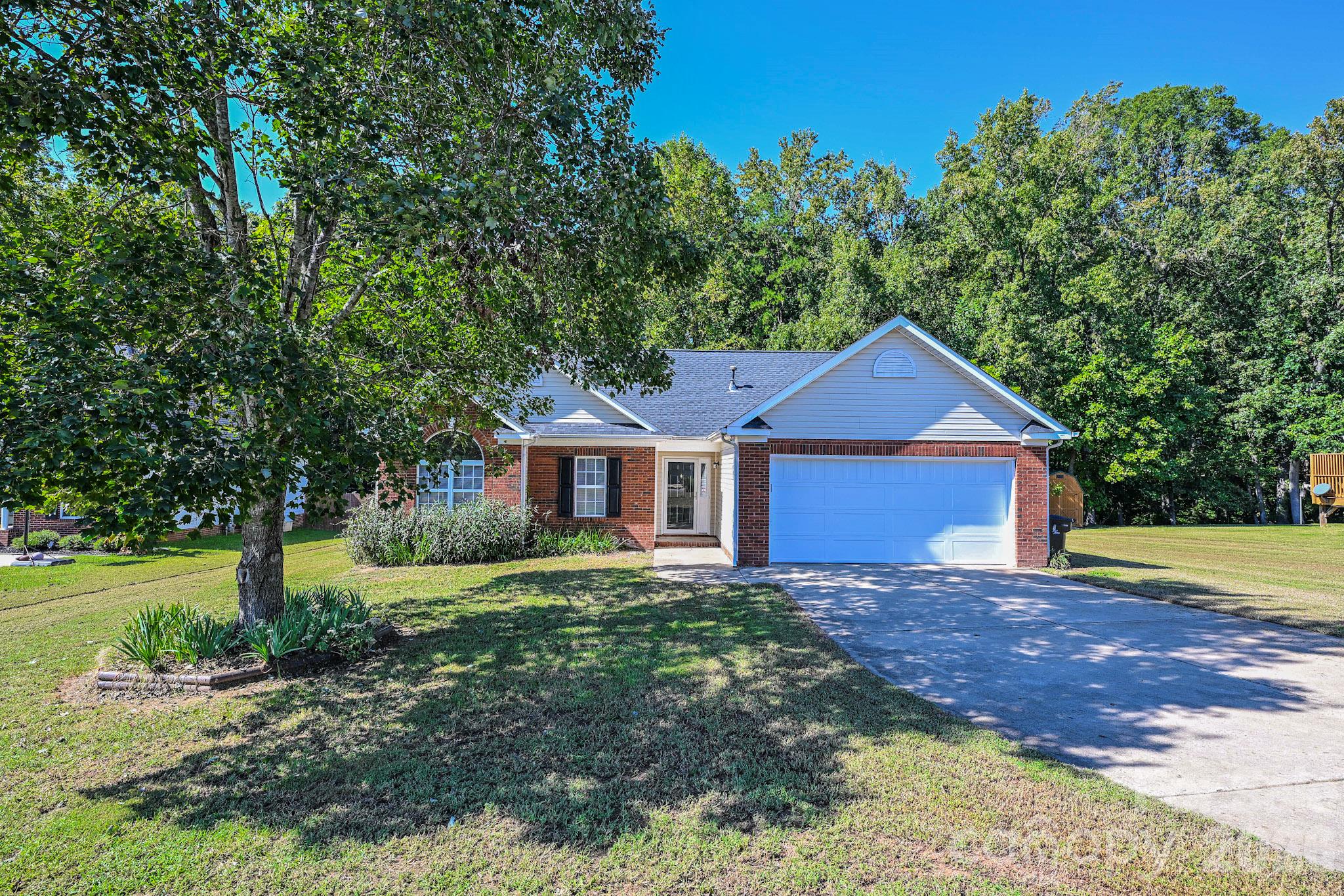 2425 River Chase Drive