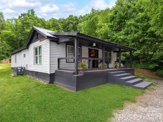 181 HARLEY DAVIDSON DR, CANTON, NC 28716 - Image 6dececb22a3db5dca41549e18a44cb1a/3220595137