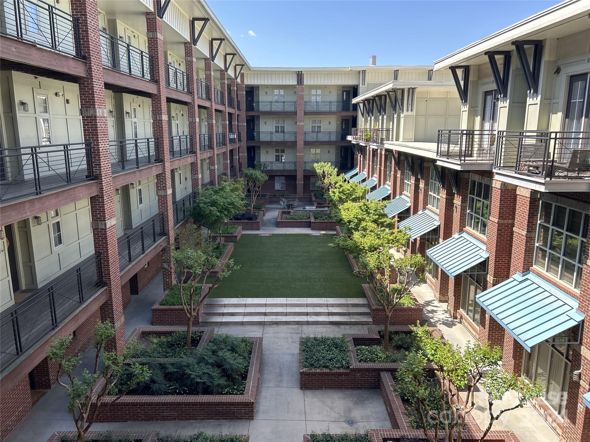 1st Row Warehouse - Residential Lease