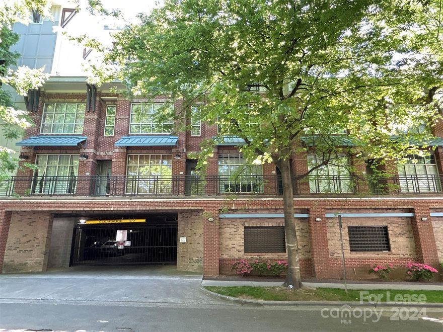 Welcome to this 2 bedroom, 1 bathroom  condo located on the 3rd floor! Unit has been updated and freshly painted.  Kitchen is complete with stainless steel appliances, wood cabinets, and bar area. Ceiling fans in the living room and bedrooms. Close to the Bank of America Stadium, Frazier Park, Truist Field, restaurants and more!

Must follow HOA guidelines for move-in/ move-out. Please note renters insurance is required.

Pet Fee is per pet that does not exceed 35 lbs