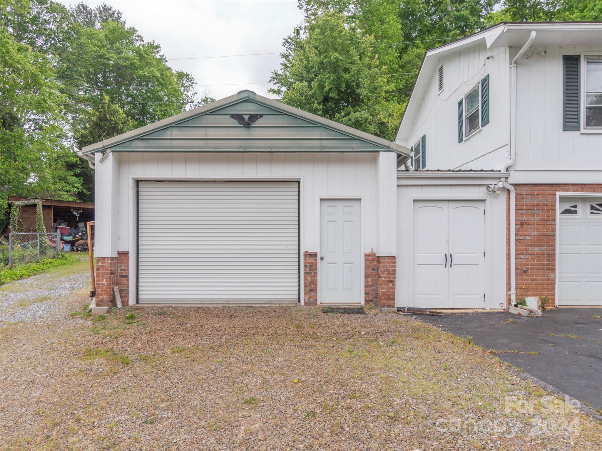 Fairway Hills - Residential