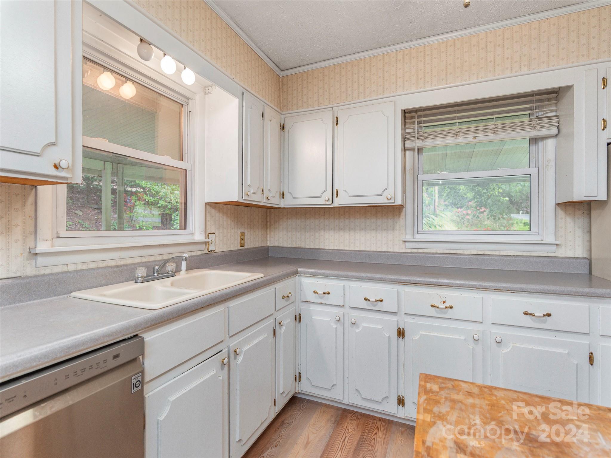 Fairway Hills - Residential