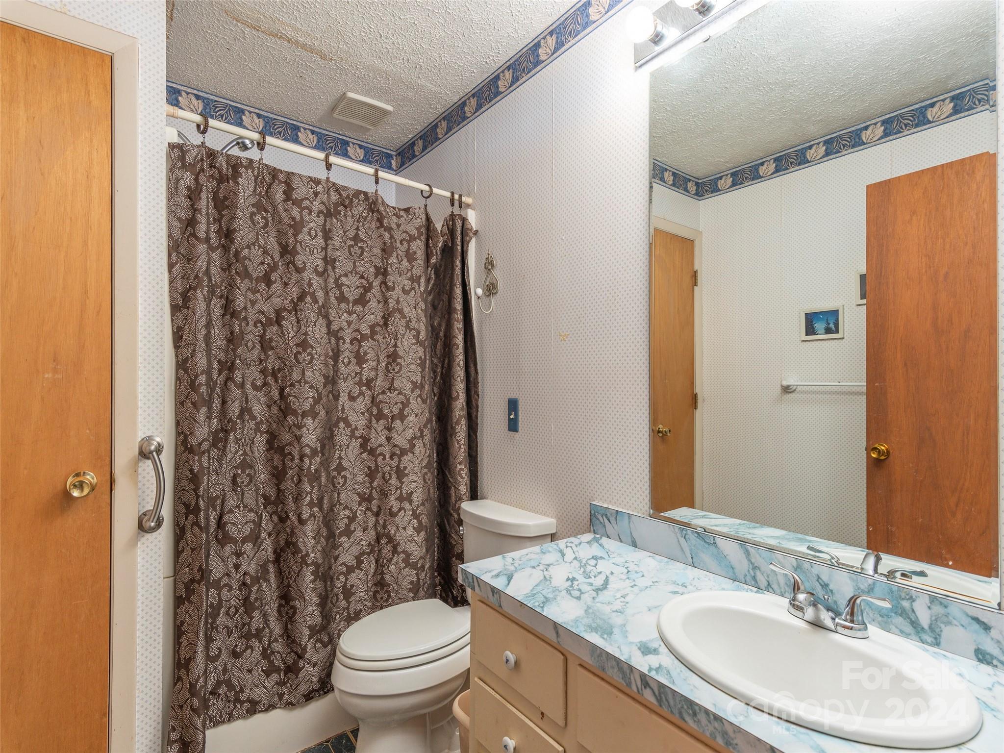 Fairway Hills - Residential