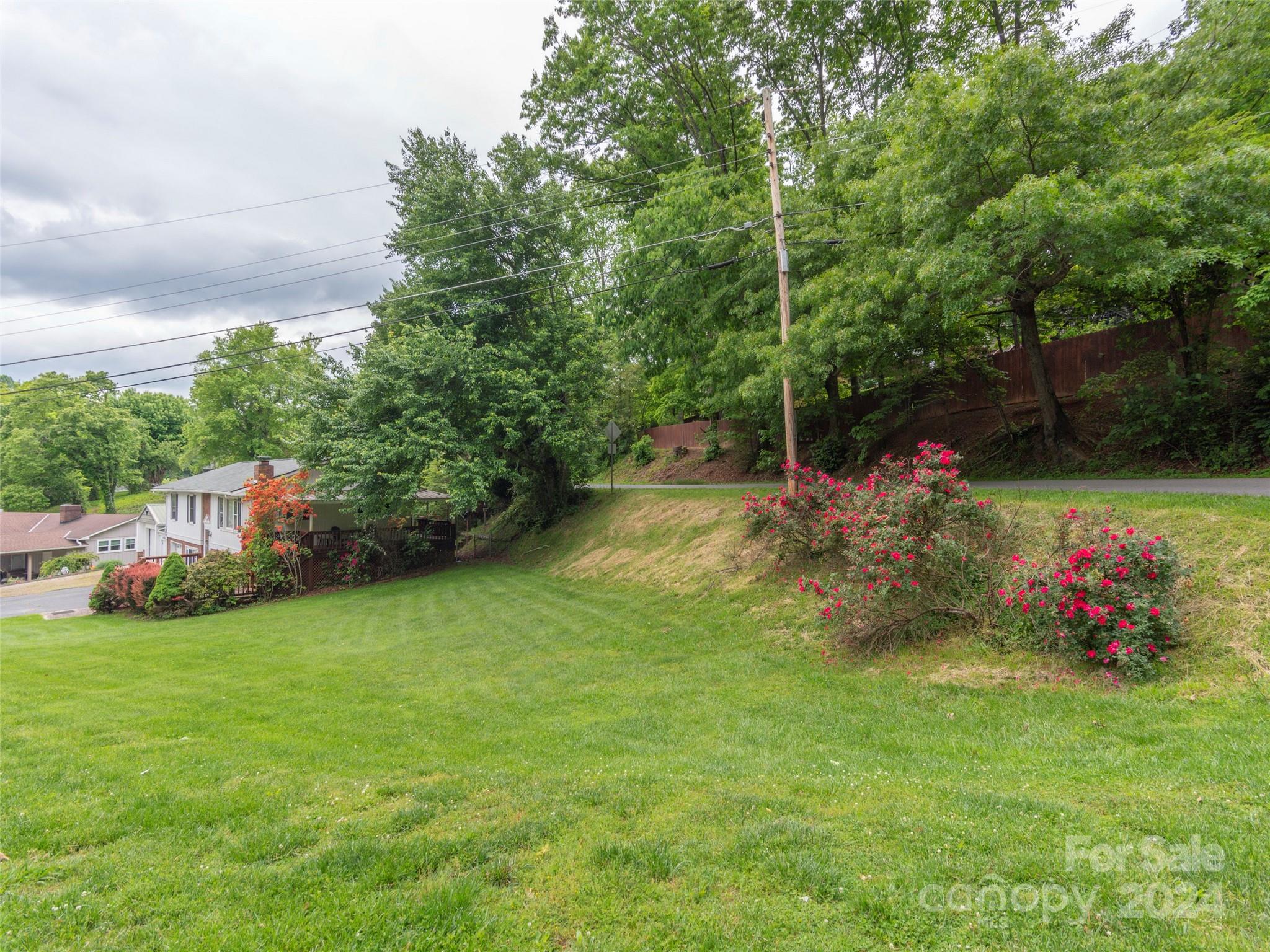 Fairway Hills - Residential