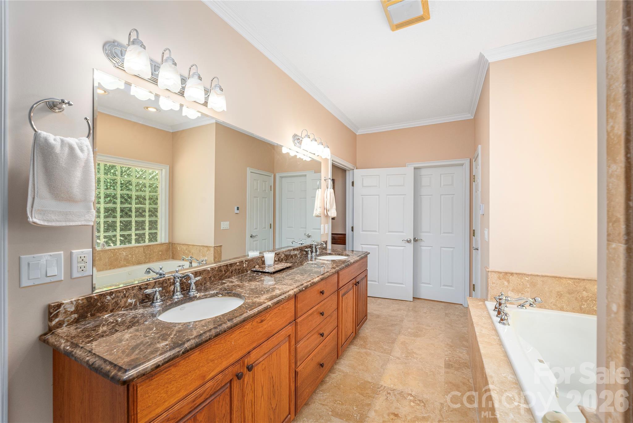 554 Breckenridge Rd, Waynesville, NC, 28785, USA, 3 Bedrooms Bedrooms, ,5 BathroomsBathrooms,Residential,Active,554 Breckenridge Rd,4390627