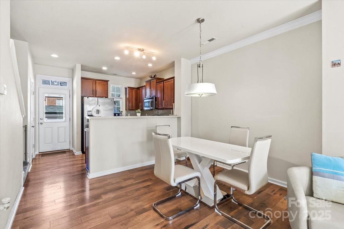 Summers Walk - Residential