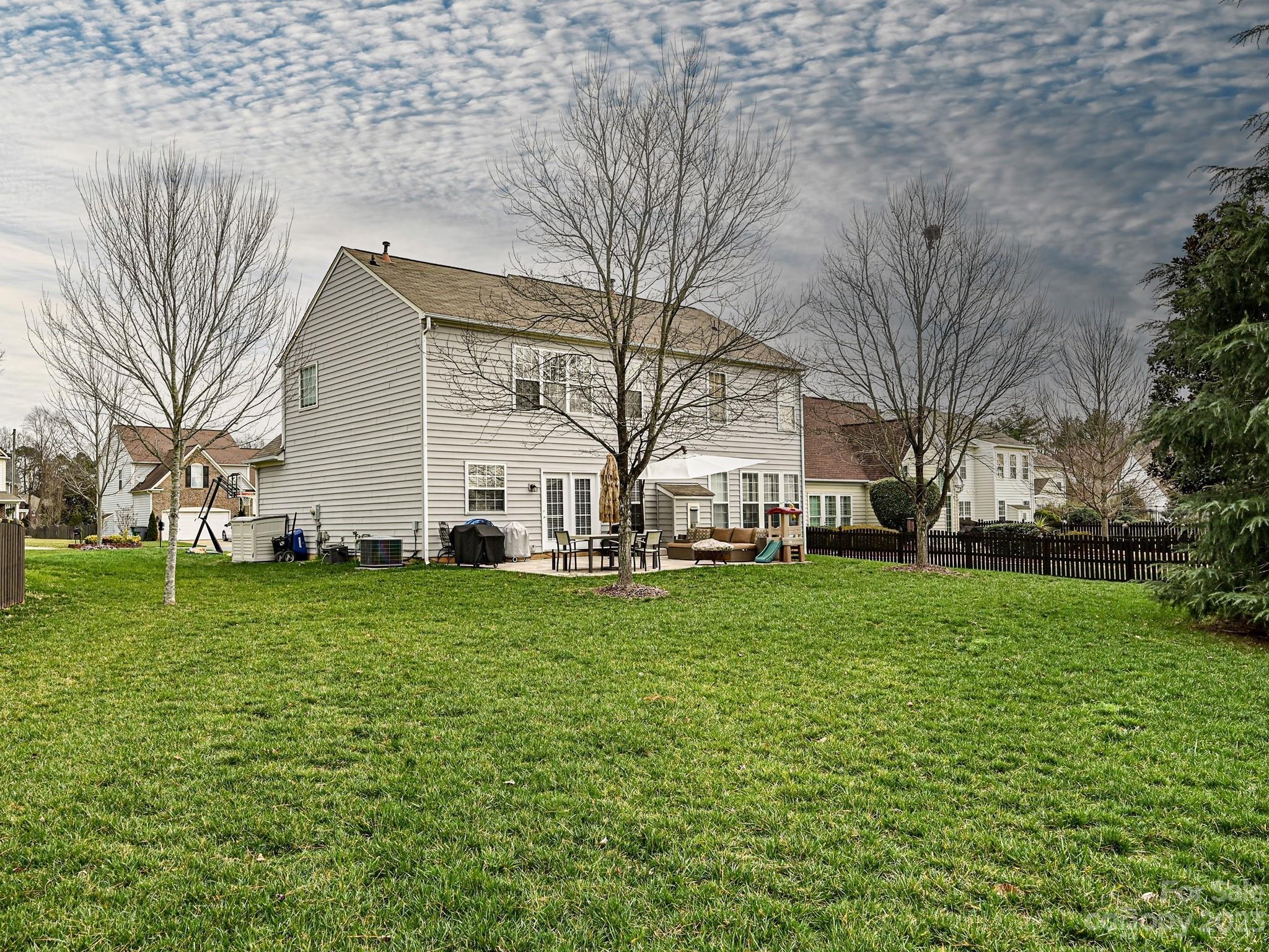 Blakeney Heath - Fieldstone - Residential