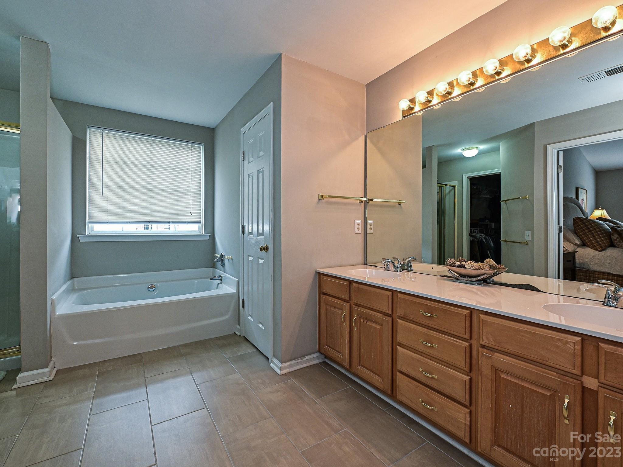 Blakeney Heath - Fieldstone - Residential