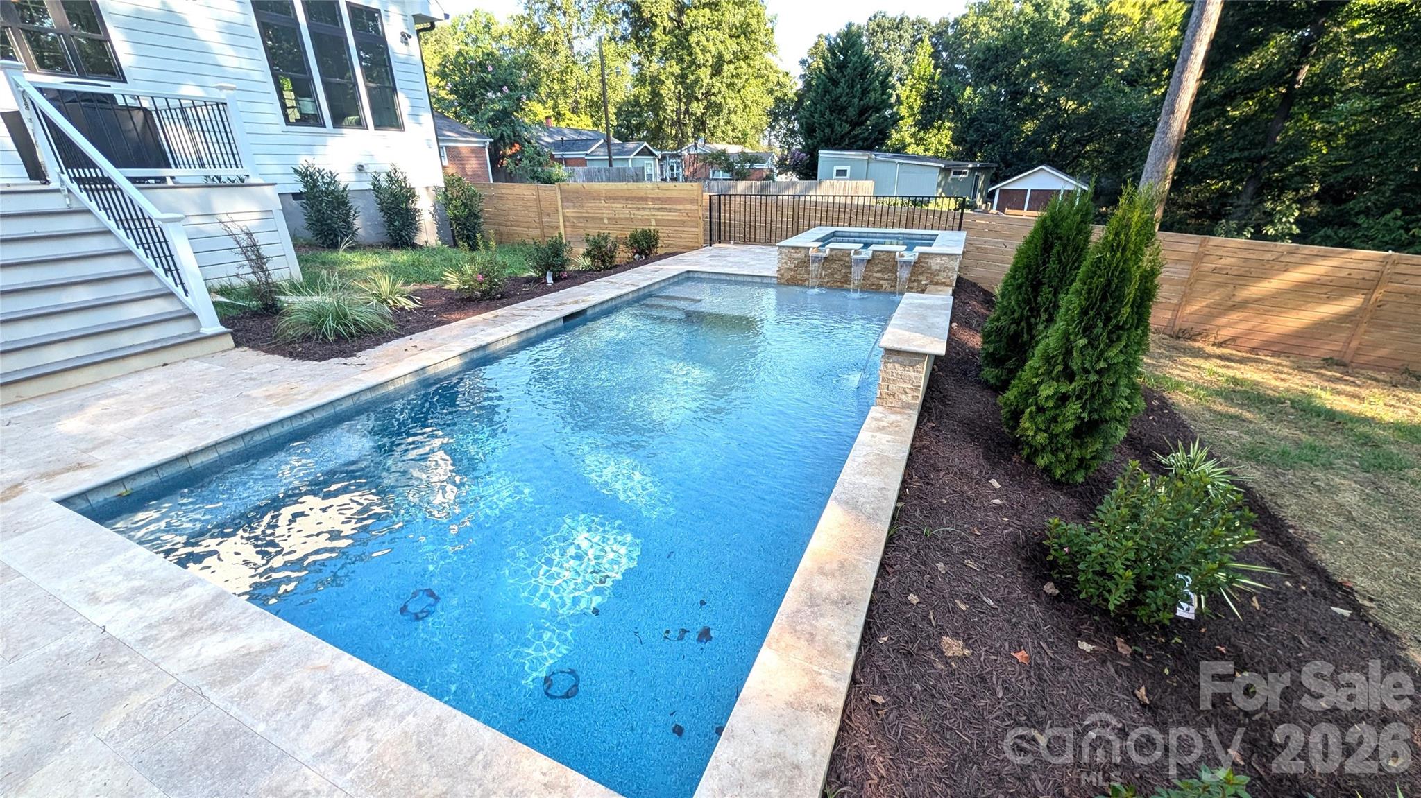 1718 Seifert Circle