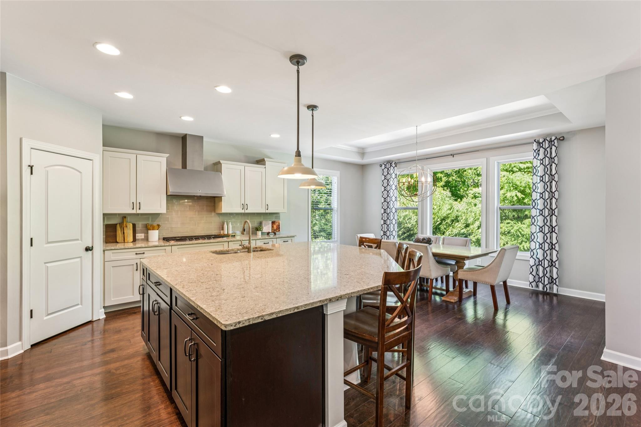 Winding Walk - Residential