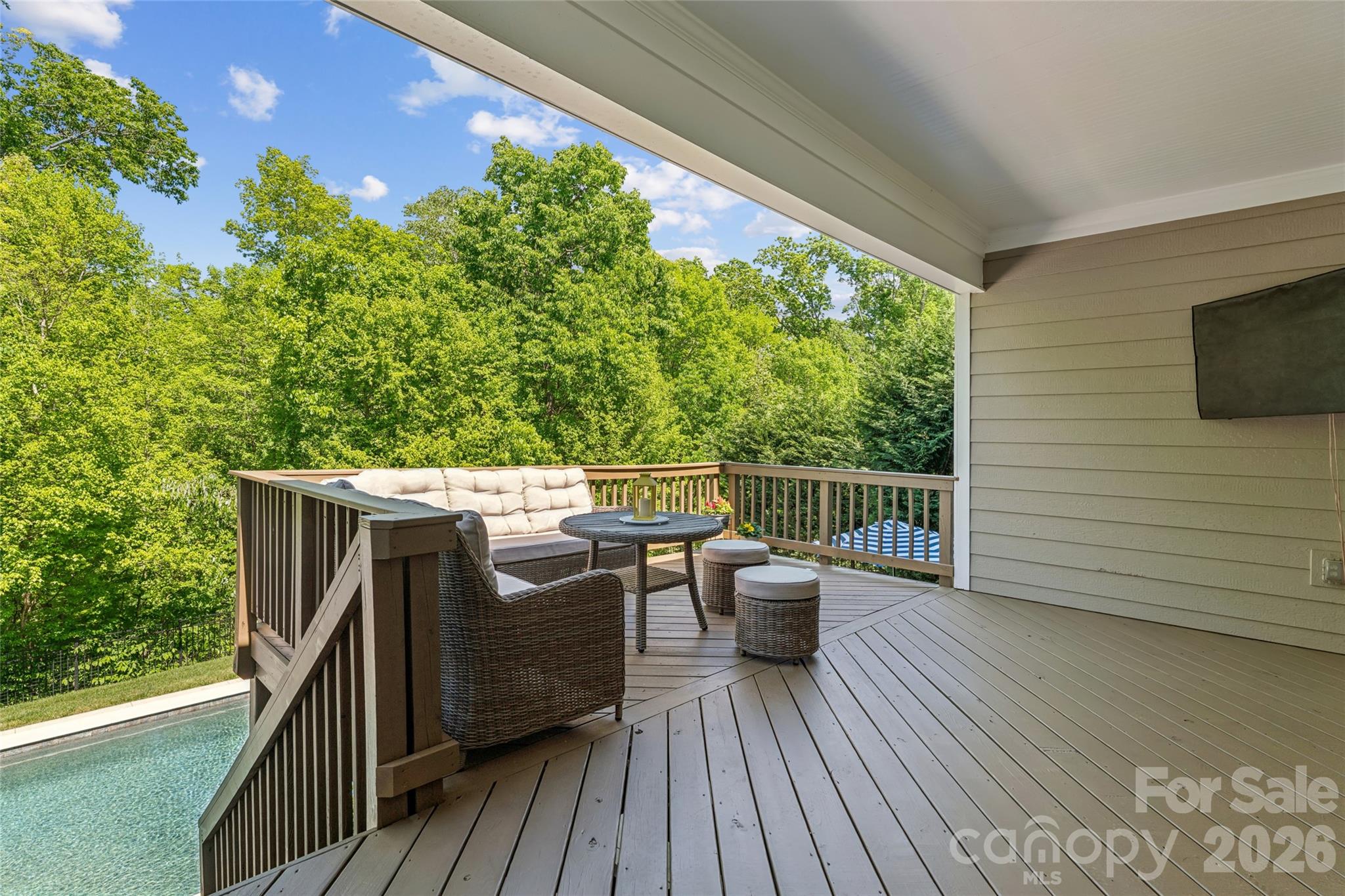 Winding Walk - Residential