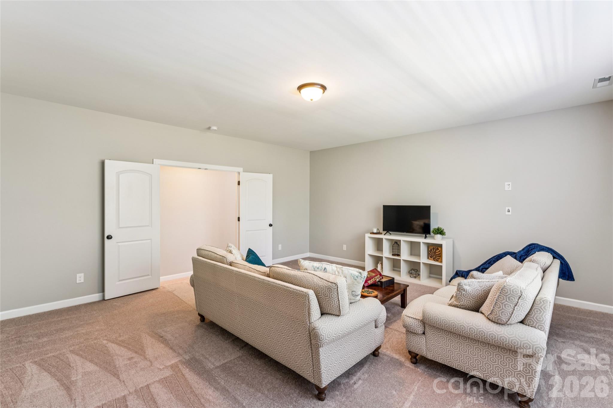 Winding Walk - Residential