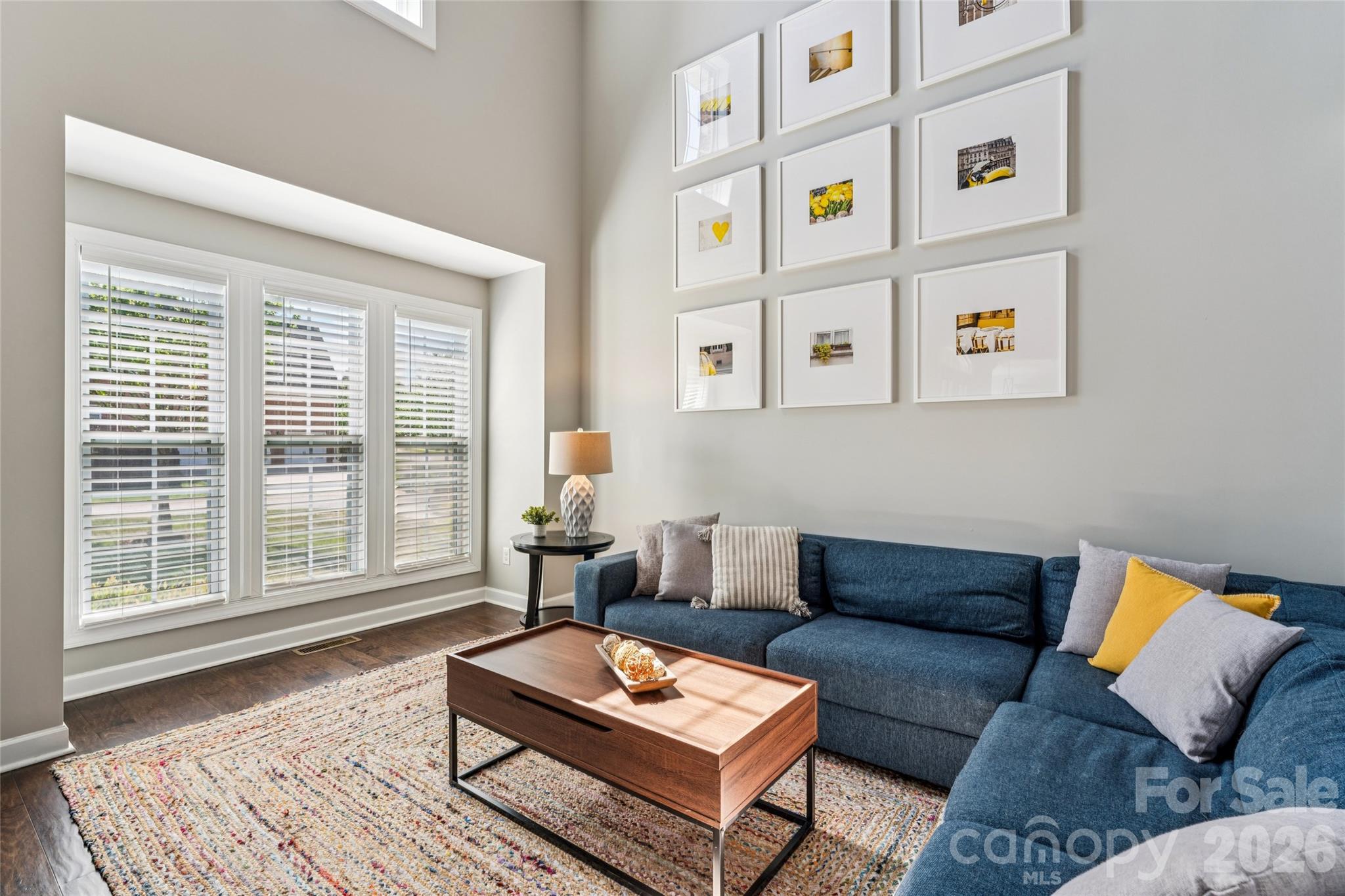 Winding Walk - Residential