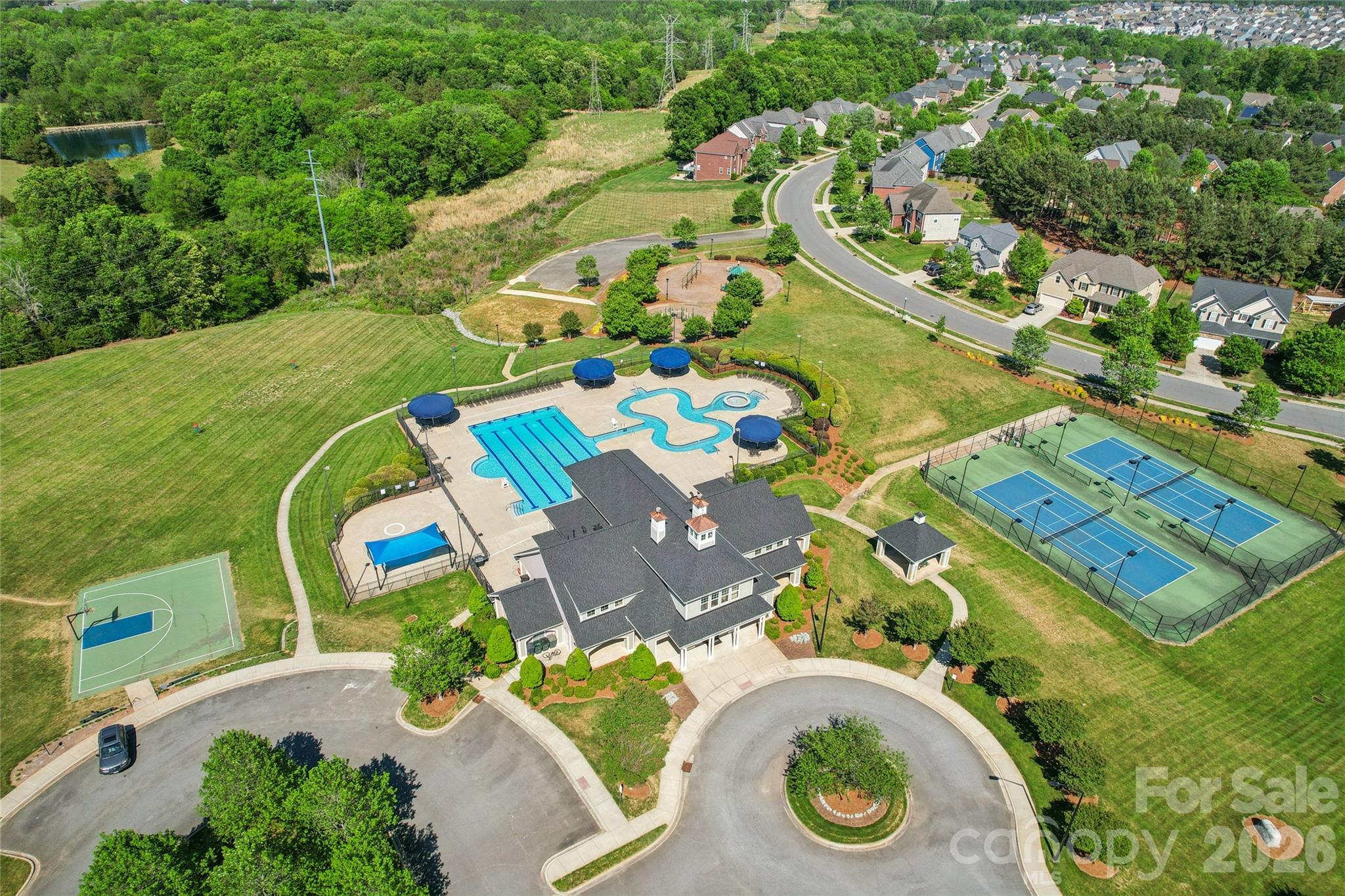 Winding Walk - Residential