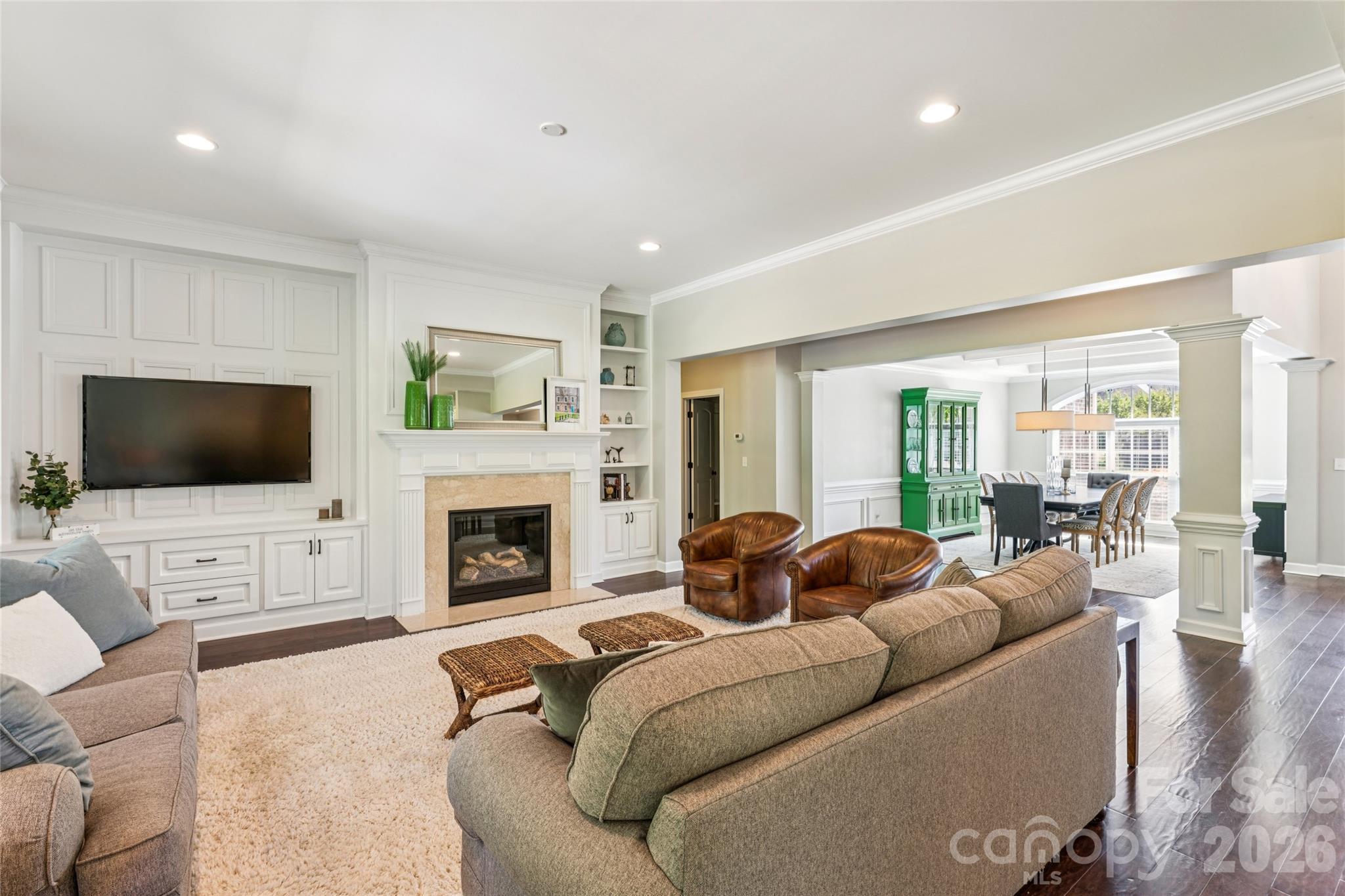 Winding Walk - Residential