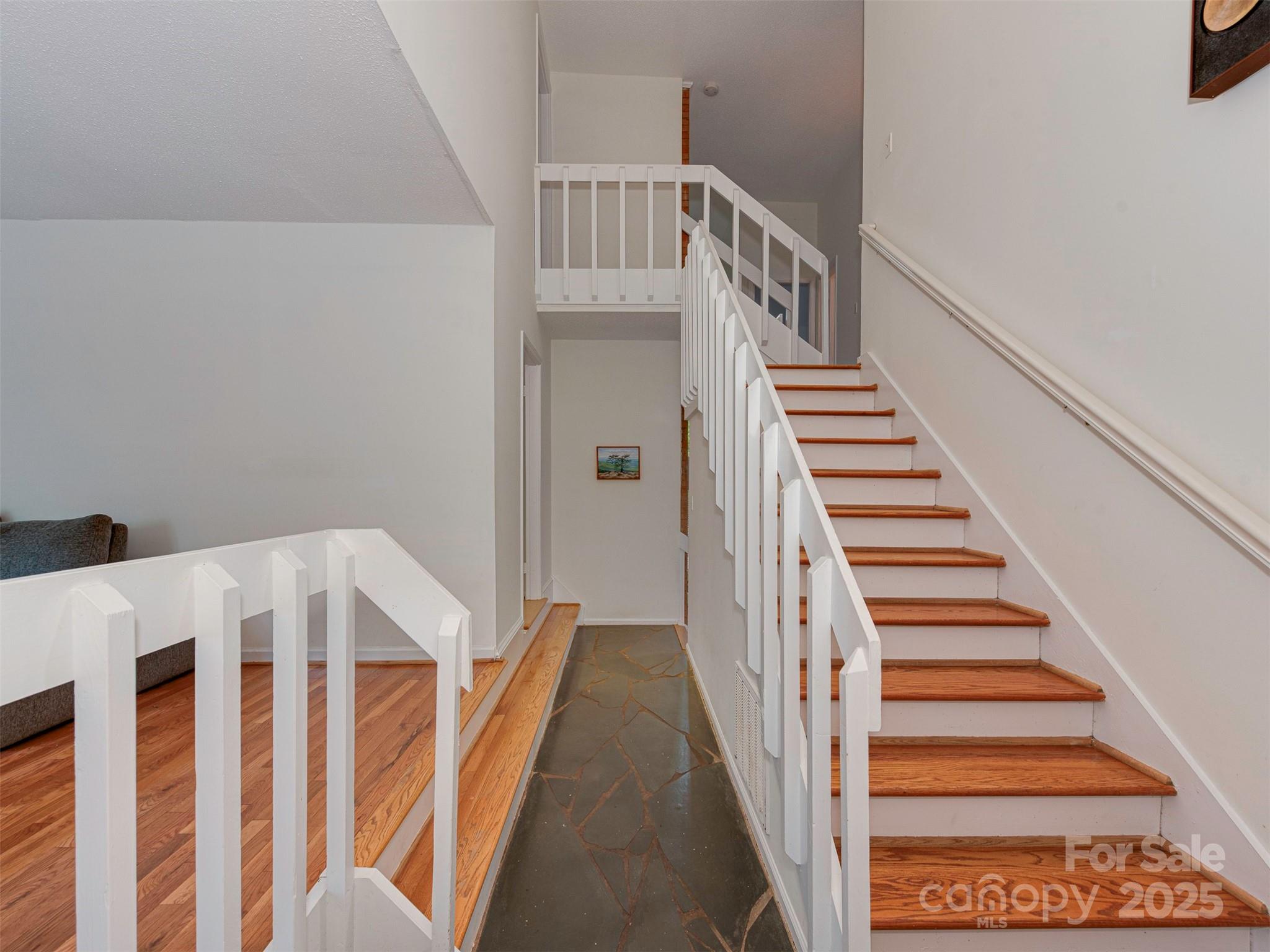 4025 Woodfox Drive